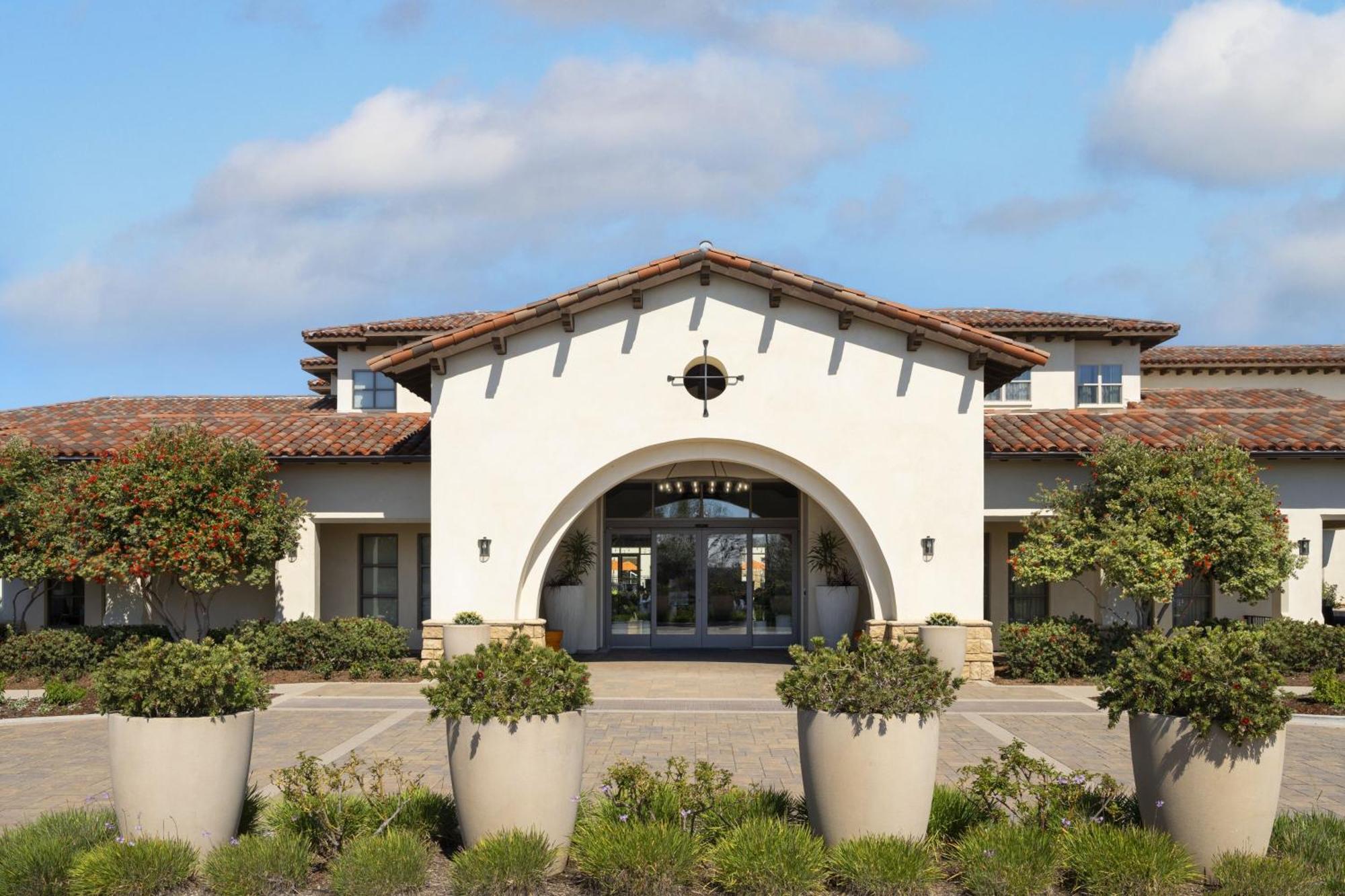 Residence Inn By Marriott Santa Barbara Goleta Exteriör bild